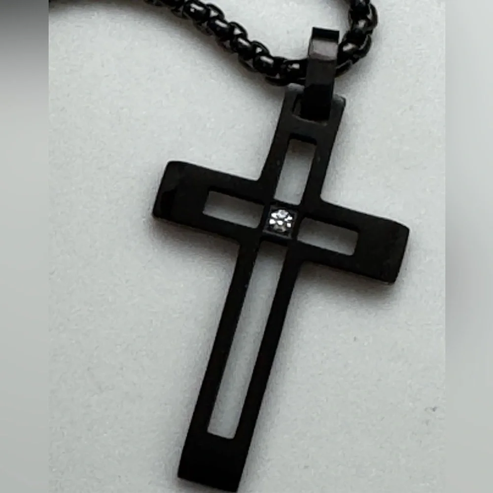NEW BLACK CROSS PENDANT‎ NECKLACE